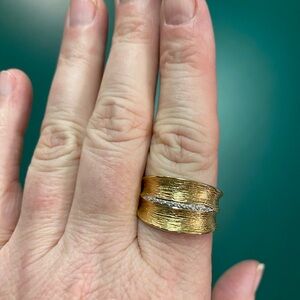 Textured Gold and diamond cigar style band  Ring